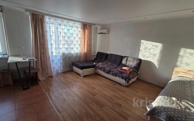 1-бөлмелі пәтер · 33.8 м² · 5/5 қабат, Абая 166, бағасы: 16 млн ₸ в Костанае — фото 2