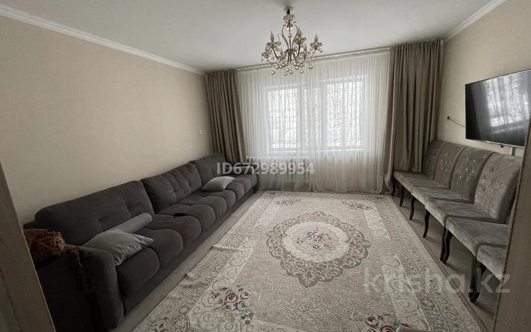 4-комнатная квартира, 80 м², 1/9 этаж, Турксибская 51 за 30 млн 〒 в Семее — фото 2