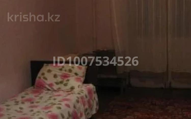 1 бөлме · 12 м², Серикбаев 1/1, бағасы: 135 000 ₸ в Усть-Каменогорске — фото 2