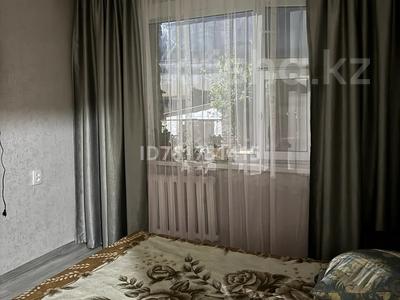 1-бөлмелі пәтер · 24 м² · 1/5 қабат, Мик Гарышкер ул Ш.Уалиханова — Ост Фаина, бағасы: 7 000 〒 в Талдыкоргане, мкр Жана Гарышкер