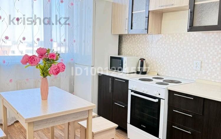 1-комнатная квартира · 47 м² · 11/14 этаж, Мангилик ел 17 — Алматы 13 за 10 000 ₸ в Астане, Есильский р-н — фото 2