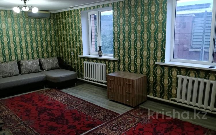 Отдельный дом · 2 комнаты · 50 м² · 1 сот., Иссык Кульская — Жансугурова за 200 000 ₸ в Алматы, Турксибский р-н — фото 2