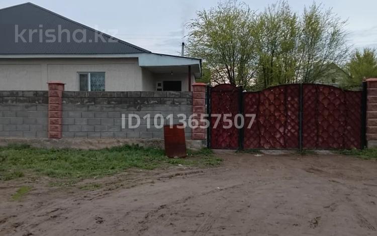 Жеке үй · 5 бөлме · 200 м² · 10 жүзд., Бейбітшілік 3, бағасы: 20 млн ₸ в  — фото 2
