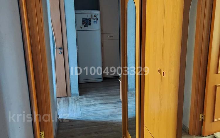2-бөлмелі пәтер · 46 м² · 9/9 қабат, мкр Юго-Восток, Мкр Юго-Восток, 28й микрорайон 25 — Рынок Арай, бағасы: 18.5 млн ₸ в Караганде, Казыбек би р-н — фото 3
