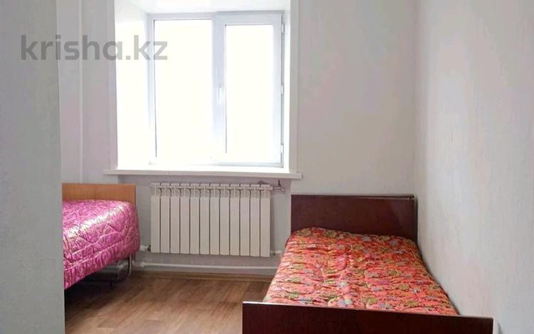 3-бөлмелі пәтер · 55 м² · 4/9 қабат, Абая — район Лицея #9, #14, бағасы: 12 млн ₸ в Темиртау — фото 2
