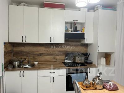 Пәтерлер в Костанайской обл.: 2-бөлмелі пәтер · 65 м² · 5/5 қабат, майлина 19/1 — центр, бағасы: 24 млн 〒 2-бөлмелі пәтер · 65 м² · 5/5 қабат, майлина 19/1 — центр, бағасы: 24 млн 〒 в Костанае