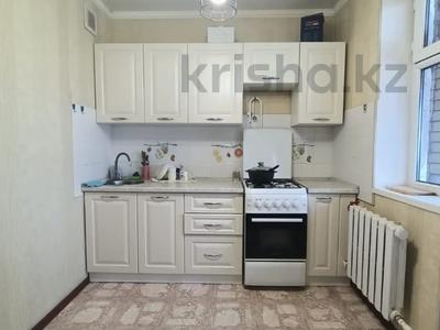 Продажа квартир в Актюбинской обл.: 1-комнатная квартира · 35 м² · 5/5 этаж, мкр. Алтын орда, Санкибай батыра 175 за 10.2 млн 〒 1-комнатная квартира · 35 м² · 5/5 этаж, мкр. Алтын орда, Санкибай батыра 175 за 10.2 млн 〒 в Актобе