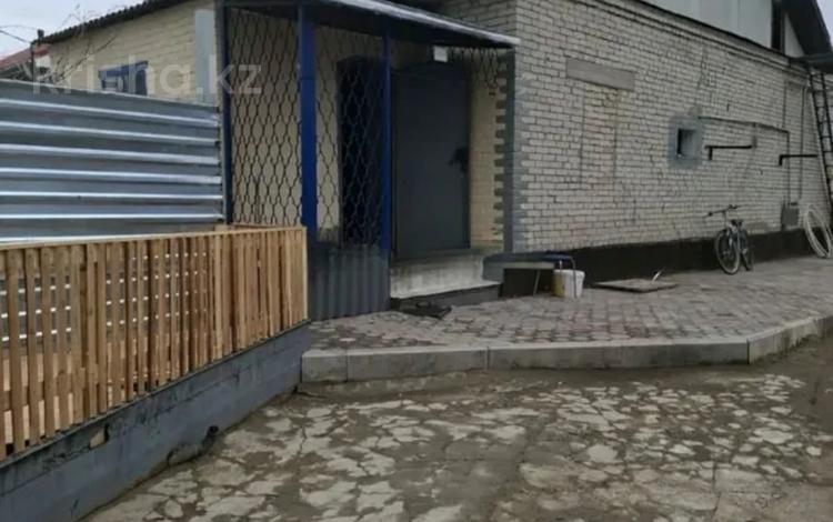 Часть дома · 3 комнаты · 95.5 м² · 5 сот., Введенская за 36 млн ₸ в Костанае — фото 2