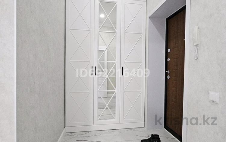 1-комнатная квартира · 48 м² · 6/8 этаж, мкр. Алтын орда, Ораза Татеулы за 150 000 〒 в Актобе — фото 2