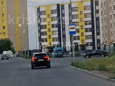 3-бөлмелі пәтер · 84 м² · 5/6 қабат, Голубые пруды 3/3, бағасы: 28 млн ₸ в Караганде, Алихана Бокейханова р-н