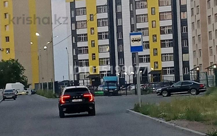 3-бөлмелі пәтер · 84 м² · 5/6 қабат, Голубые пруды 3/3, бағасы: 28 млн ₸ в Караганде, Алихана Бокейханова р-н — фото 2