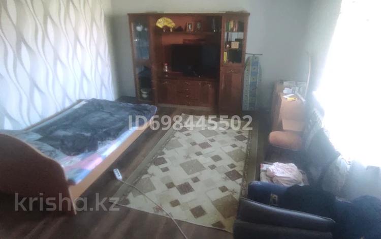 Часть дома · 3 комнаты · 70 м² · 4 сот., БиржанСал 140 — Кв. 2 за 10 млн ₸ в Талдыкоргане, мкр Жетысу — фото 2