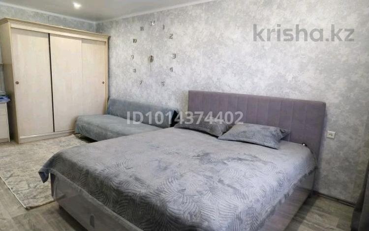 3-комнатная квартира · 53 м² · 3/5 этаж, Ондасонова за 12 000 ₸ в Туркестане — фото 2