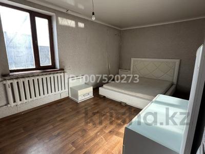 Отдельный дом · 5 комнат · 180 м², Есенберлина за 250 000 〒 в 