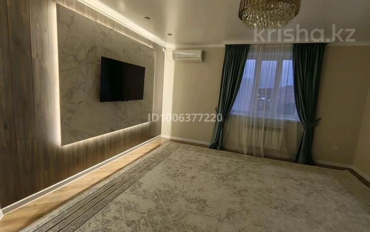 2-бөлмелі пәтер · 70 м² · 5/7 қабат, мкр. Алтын орда, Мкр Батыс 2 — Smart bilim, бағасы: 220 000 ₸ в Актобе — фото 2