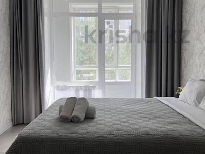 1-комнатная квартира · 40 м² · 1/9 этаж, Туран 42 — Туран, Кардиохирургический центр, Анкологичемкая клиника ,Барыс арена, Астана арена за 14 000 ₸ в Есильский р-н