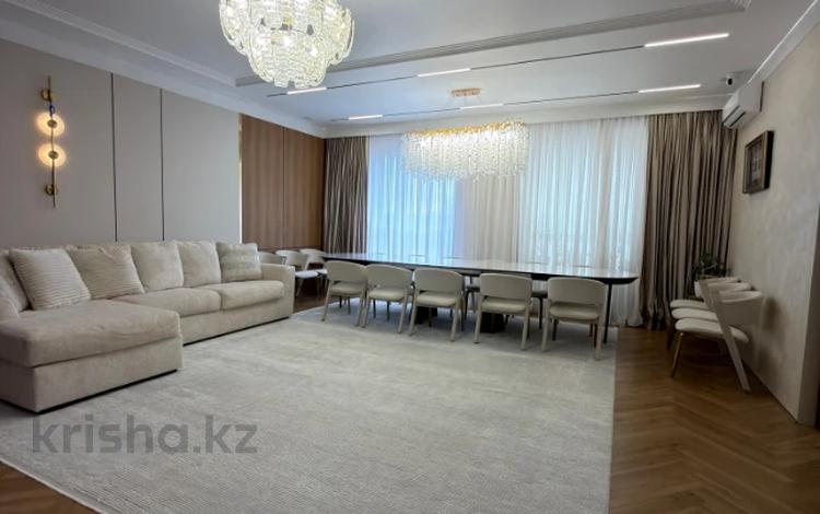 4-комнатная квартира · 164 м² · 6/7 этаж, мкр. Алтын орда за 122 млн ₸ в Актобе — фото 21