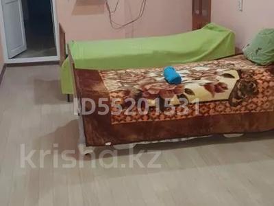 1-комнатная квартира · 45 м² · 1/5 этаж, 3-й микрорайон 27 — Зиба за 8 000 〒 в Жанаозен