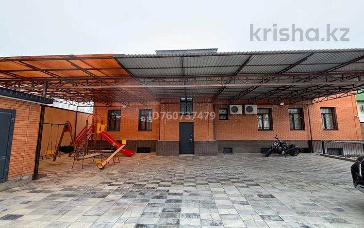Отдельный дом · 13 комнат · 750 м² · 7.5 сот., 29-й мкр — Толқын-1 за 210 млн ₸ в Актау — фото 2