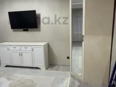 1-бөлмелі пәтер · 43 м² · 1/7 қабат, 17-ш/а. 107 — ЖК Махаббат, бағасы: 150 000 ₸ в Актау, 17-й мкр