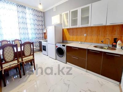 2-комнатная квартира · 65 м² · 3/5 этаж, Желтоксан 3 за 15 000 ₸ в 