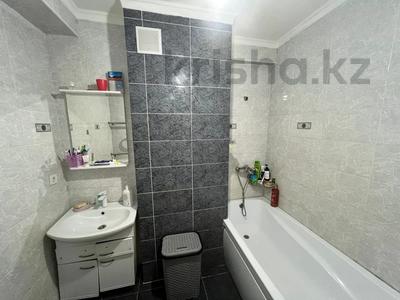 1-комнатная квартира · 30.5 м² · 3/9 этаж, мкр Аксай-1, Райымбека за 23 млн ₸ в Алматы, Ауэзовский р-н