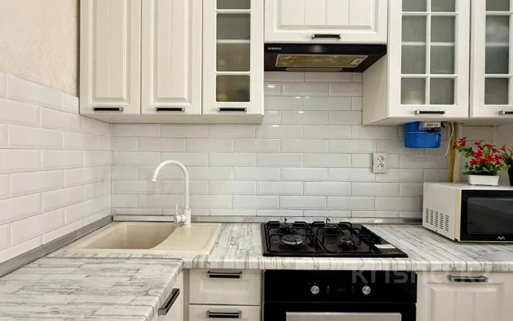 2-бөлмелі пәтер · 62.3 м² · 2/9 қабат, Нурсая 114, бағасы: 27 млн ₸ в Атырау — фото 13