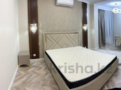 3-бөлмелі пәтер, 95 м², 14/21 қабат ай сайын, мкр Самал-2 33а, бағасы: 600 000 〒 в Алматы, Медеуский р-н