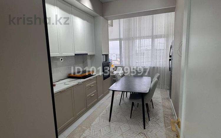 3-бөлмелі пәтер · 101.86 м² · 6/10 қабат, 19-ш/а. 33, бағасы: 45 млн ₸ в Актау, 19-й мкр — фото 2