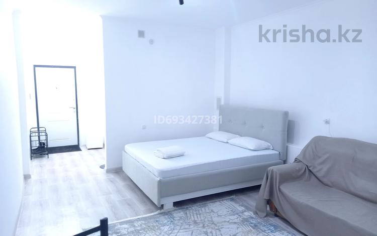 1-комнатная квартира · 32 м² · 9/9 этаж, мкр Нурсат 135а — Клиника DJUNO, Детская Областная Больница за 9 000 ₸ в Шымкенте, Каратауский р-н — фото 2