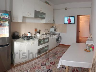 2-комнатная квартира · 64 м² · 5/5 этаж, Арай 2 16 за 17.5 млн 〒 в Таразе