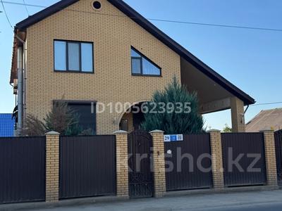 Отдельный дом · 7 комнат · 321 м² · 5.2 сот., мкр Шанхай, Вавилова 29 — Братьев Жубановвх за 105 млн 〒 в Актобе