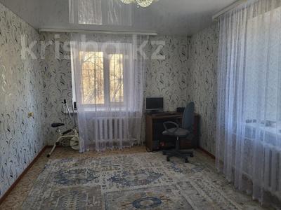 2-комнатная квартира, 48 м², 4/5 этаж, Сатпаева 13/2 за 18.5 млн 〒 в Усть-Каменогорске