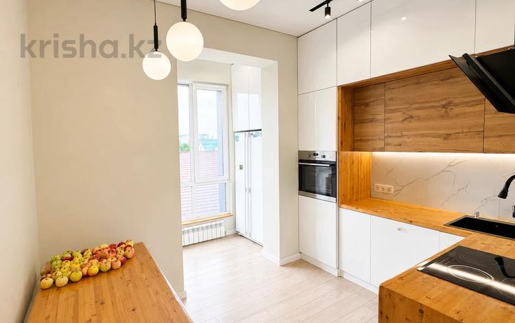 4-комнатная квартира · 100 м² · 4/12 этаж, Ходжанова 57/5 за 102.5 млн ₸ в Алматы, Бостандыкский р-н — фото 2