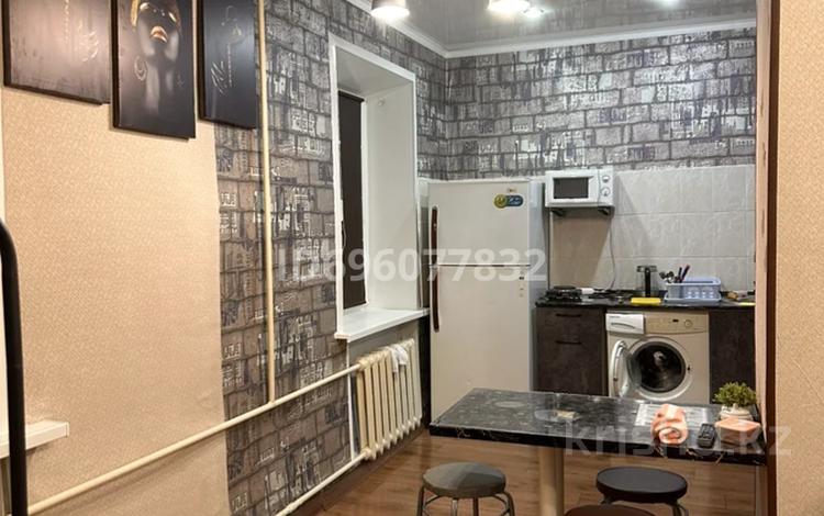 1-комнатная квартира · 37 м² · 2/2 этаж, Бажова 40 за 13 000 ₸ в Усть-Каменогорске, Ульбинский — фото 31