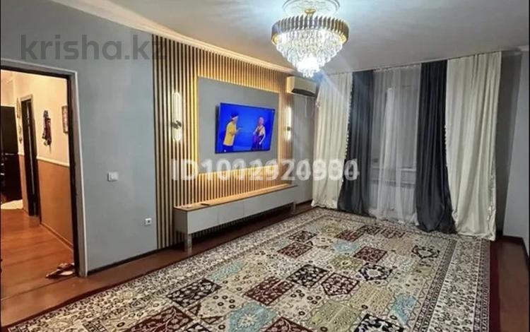 2-комнатная квартира · 65 м² · 5/5 этаж, мкр Нурсая 84 за 200 000 ₸ в Атырау — фото 2