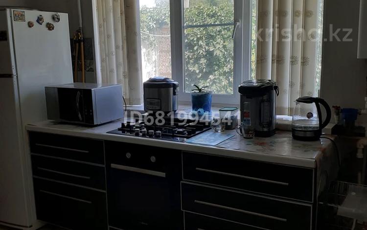 2-бөлмелі пәтер · 60 м² · 1/1 қабат, Джангильдина 157 — Пр.Нокина, бағасы: 17 млн ₸ в Актобе, мкр. Курмыш — фото 152