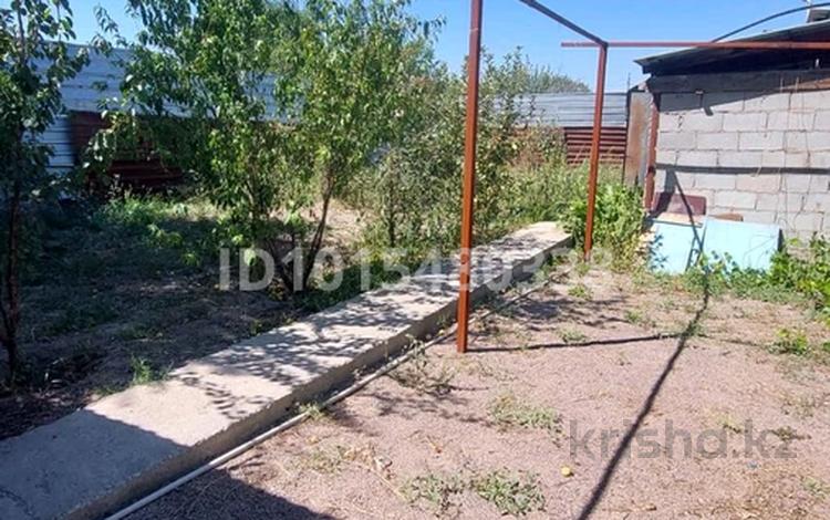 Отдельный дом · 4 комнаты · 63 м² · 6 сот., Мусина — Дача Виктория за 15 млн ₸ в Байкент — фото 2