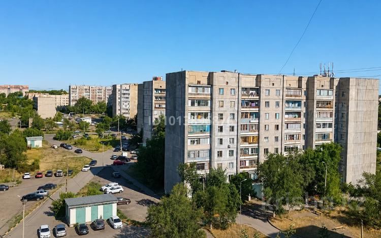 1-бөлмелі пәтер · 36 м² · 9/9 қабат, Восток-3 ш/а. 18, бағасы: 7.9 млн ₸ в Караганде, Алихана Бокейханова р-н — фото 4