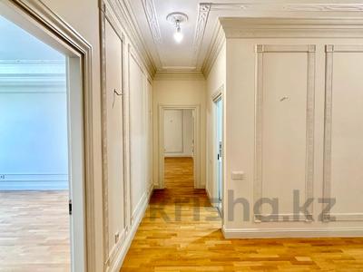 5-комнатная квартира · 225 м² · 2/6 этаж, Рахмадиева 12 за ~ 200 млн ₸ в Алматы