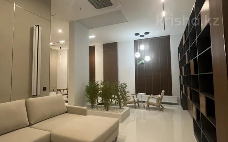 3-бөлмелі пәтер · 74 м² · 16/18 қабат, Достык 8/5, бағасы: 89 млн ₸ в Астане, Есильский р-н — фото 2