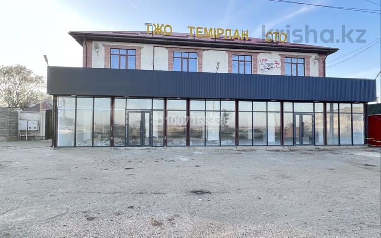 Отдельный дом · 8 комнат · 200 м² · 11 сот., Мамбет Батыра 55 за 170 млн 〒 в Таразе — фото 2