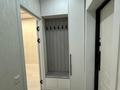2-комнатная квартира · 43 м² · 3/10 этаж, ул. Ахмета Байтурсынова 32 за 270 000 ₸ в Астане, Сарайшык р-н — фото 5