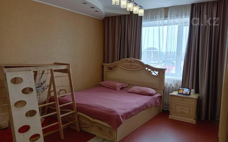 3-комнатная квартира · 73.7 м² · 6/9 этаж, мкр Михайловка , Аманжолова — с/м Аян, Школьник, д/с Таншолпан за 41 млн ₸ в Караганде, Казыбек би р-н — фото 2