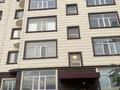2-бөлмелі пәтер · 80 м² · 5/6 қабат, 20-й мкр 19/1 — Новая дорога, кольцо с триумфальной аркой, бағасы: 16 млн ₸ в Актау — фото 2