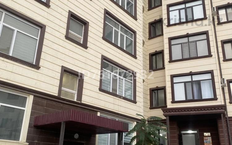 2-бөлмелі пәтер · 80 м² · 5/6 қабат, 20-й мкр 19/1 — Новая дорога, кольцо с триумфальной аркой, бағасы: 16 млн ₸ в Актау — фото 10