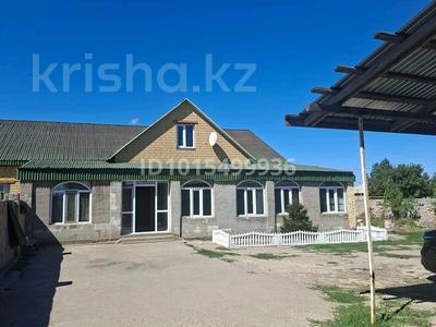 Жеке үй · 5 бөлме · 140 м² · 10 жүзд., Талапкер 42, бағасы: 65 млн ₸