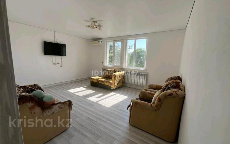 Отдельный дом · 4 комнаты · 120 м² · 12 сот., Жанибекхана 11 — Бывшая ул.Карбышева за 23 млн 〒 в Таскала — фото 2