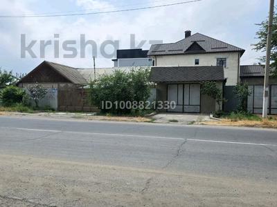 Отдельный дом · 7 комнат · 160 м² · 11.5 сот., Комратова 44 — Комратова -еспаева угловой за 120 млн 〒 в Таразе