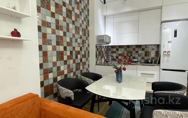 3-комнатная квартира · 70 м² · 1/18 этаж, Тургут Озала 237 — Проспект Абая за 500 000 ₸ в Алматы, Бостандыкский р-н — фото 2